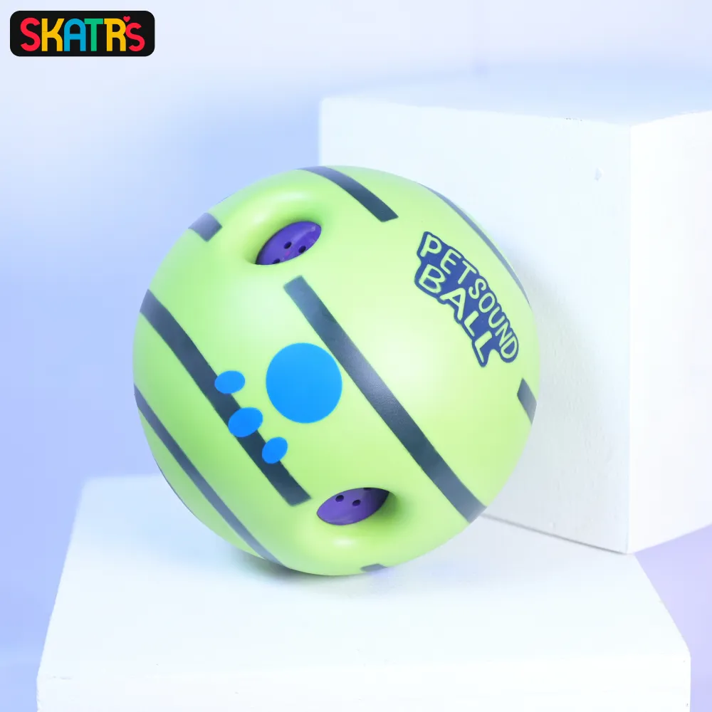 Skatrs Giggle Pet Sound Ball Toy for Dogs and Cats (Green)