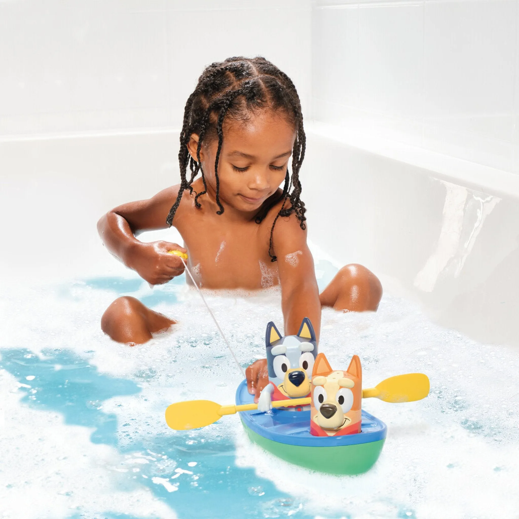 Tomy Toomies Bluey Canoe Bath Toy