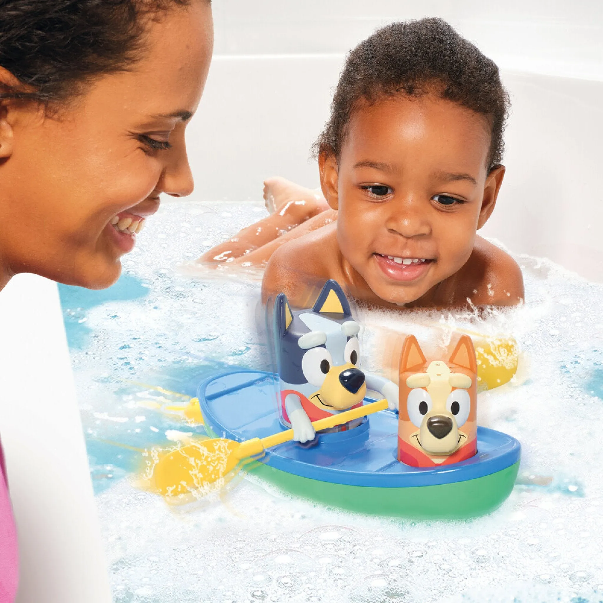 Tomy Toomies Bluey Canoe Bath Toy